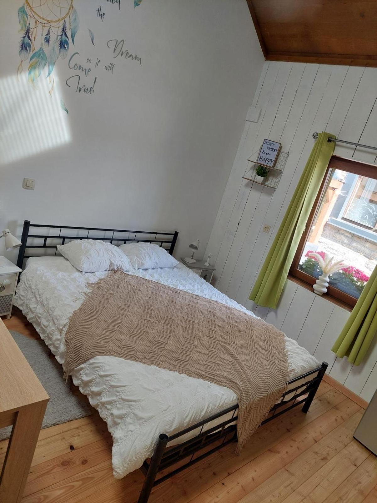 La Petite Suisse Bed & Breakfast Malmedy Exterior photo